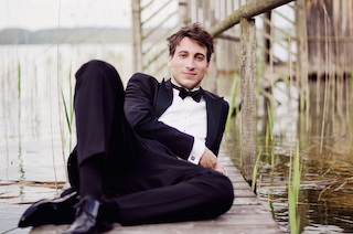 Sandro Schmalzl Tenor Portrait