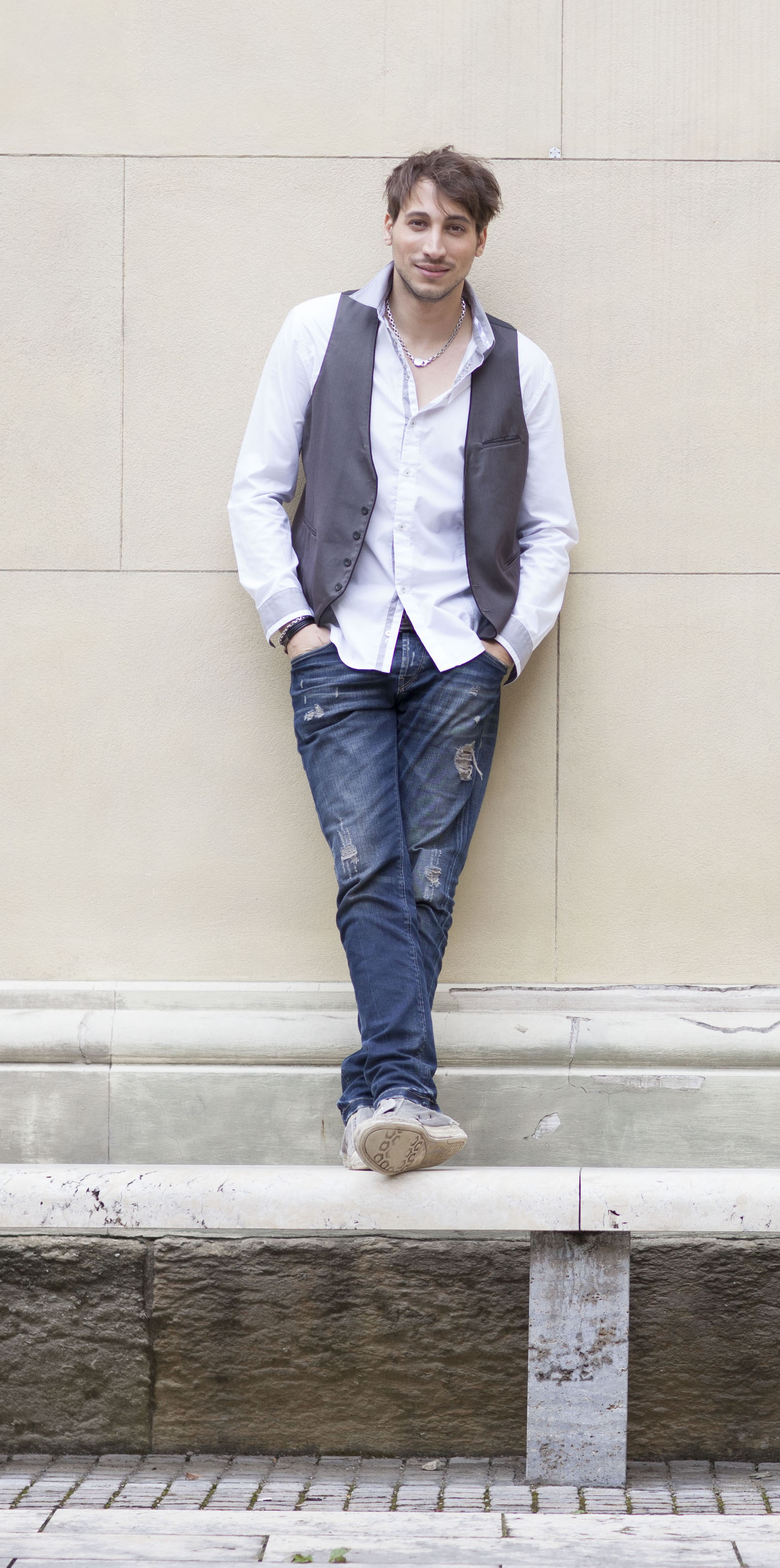 Sandro Schmalzl Tenor Portrait